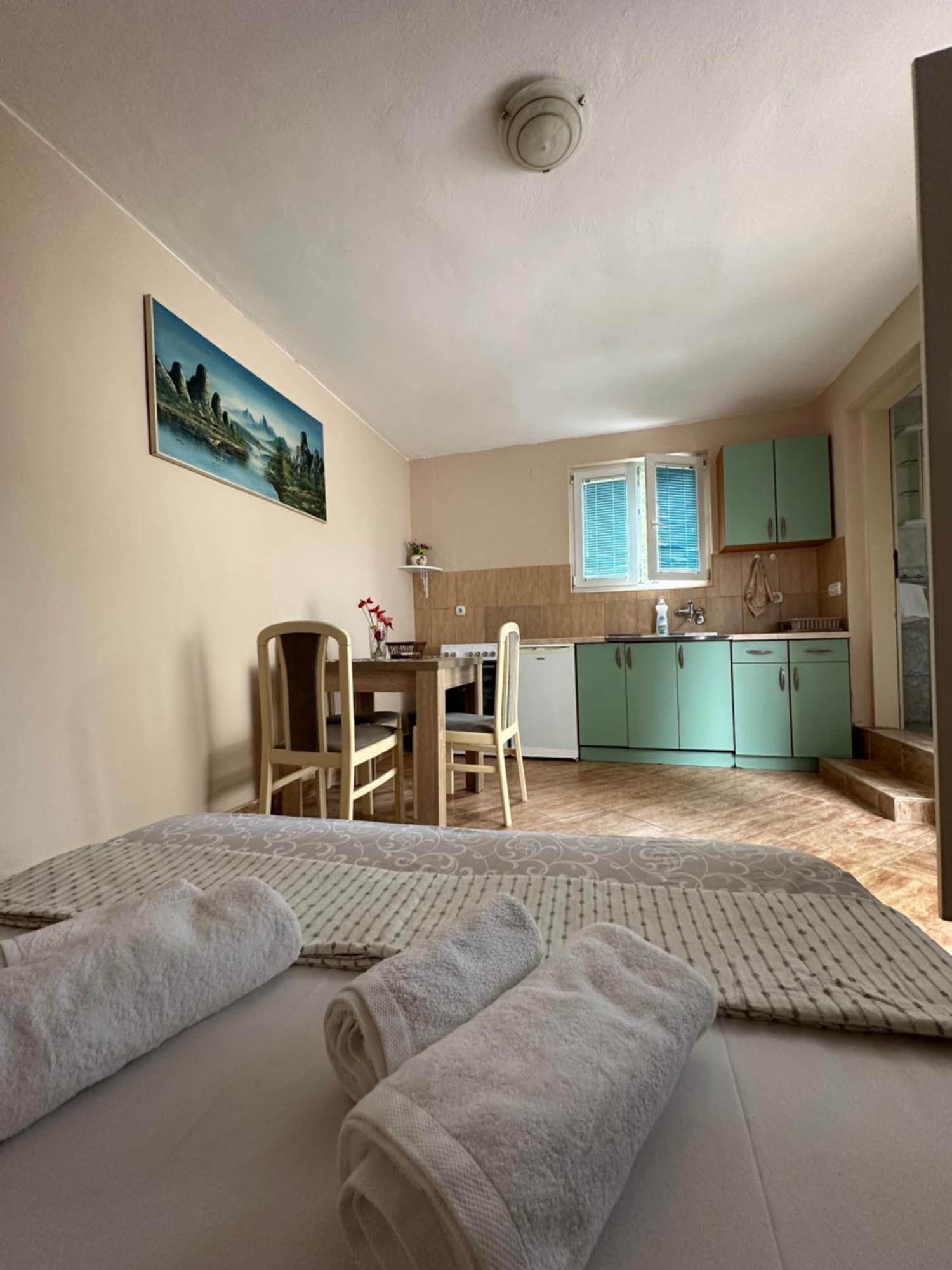 Apartman Nina Risan Eksteriør billede